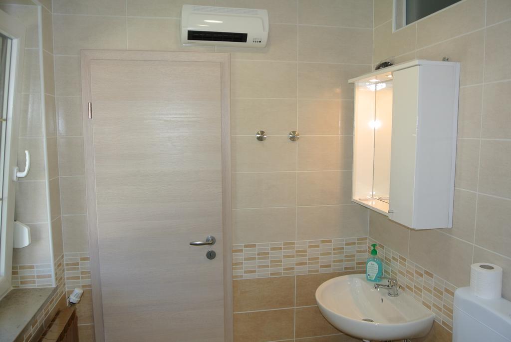 Apartmaji Nika อิซอลา ภายนอก รูปภาพ