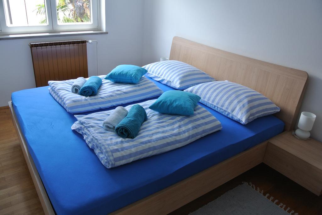 Apartmaji Nika อิซอลา ภายนอก รูปภาพ